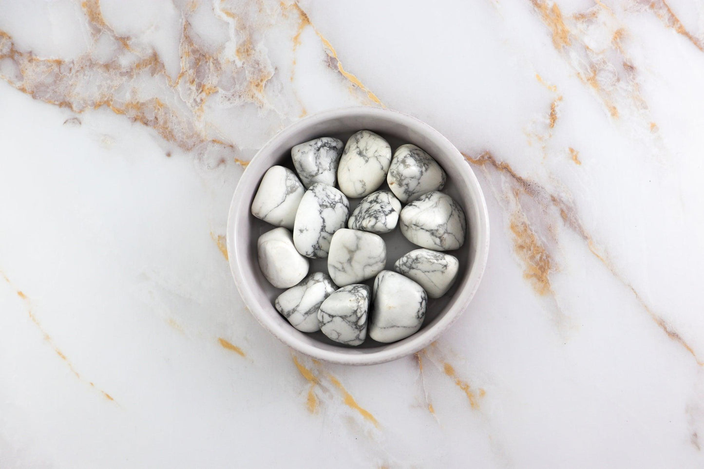 Pierre roulée en Howlite